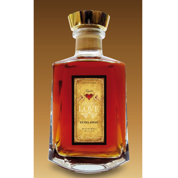 GRAND LOVE EXTRA ANEJO GLASS 750ML