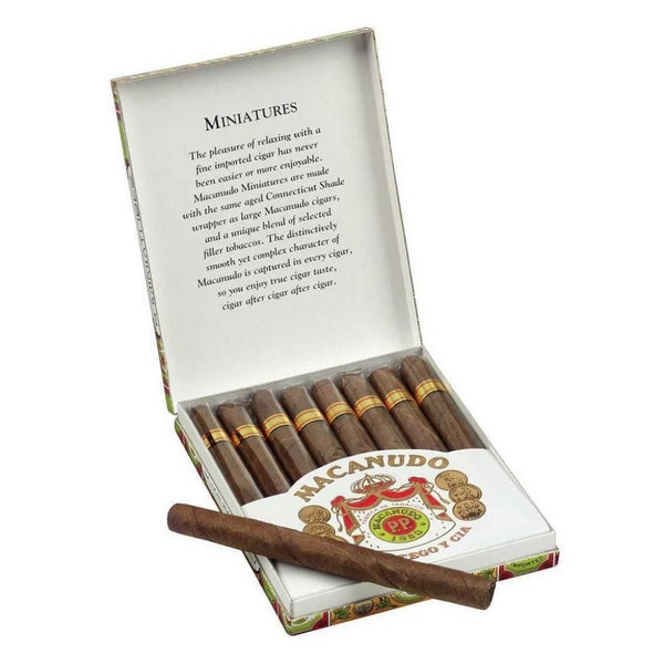 MACANUDO MINIATURES 10/8CT